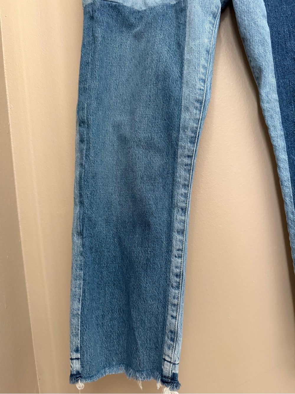 Citizens Of Humanity Two-Tone Boyfriend Jeans in Light and Medium Blue - Picture 4 of 16